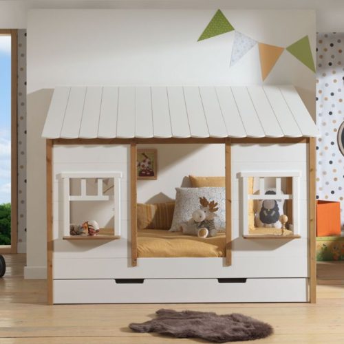 Huisbedje, huisbed voor kleuters, kleuterbed, jaxx huisbed, bed met rollade
